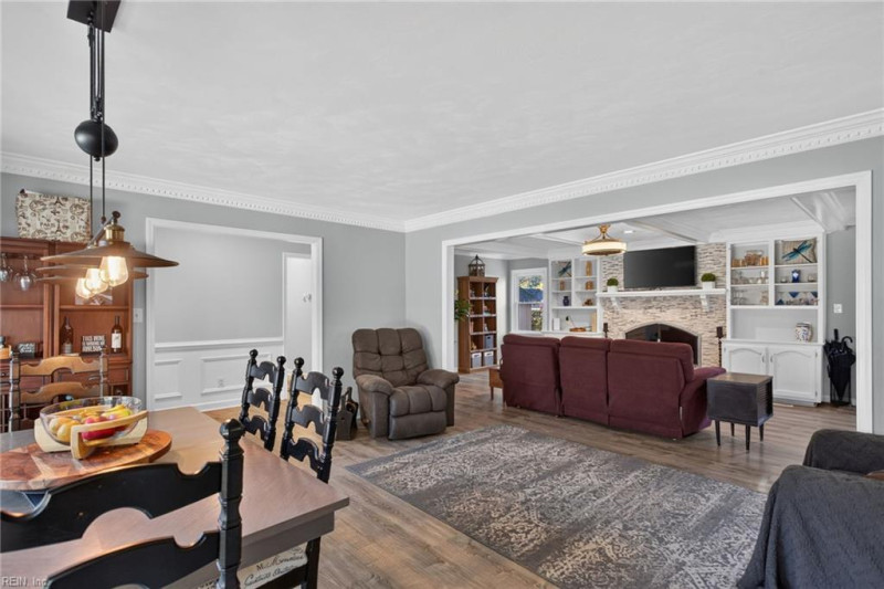 Photo 11 of 42 residential for sale in Virginia Beach virginia