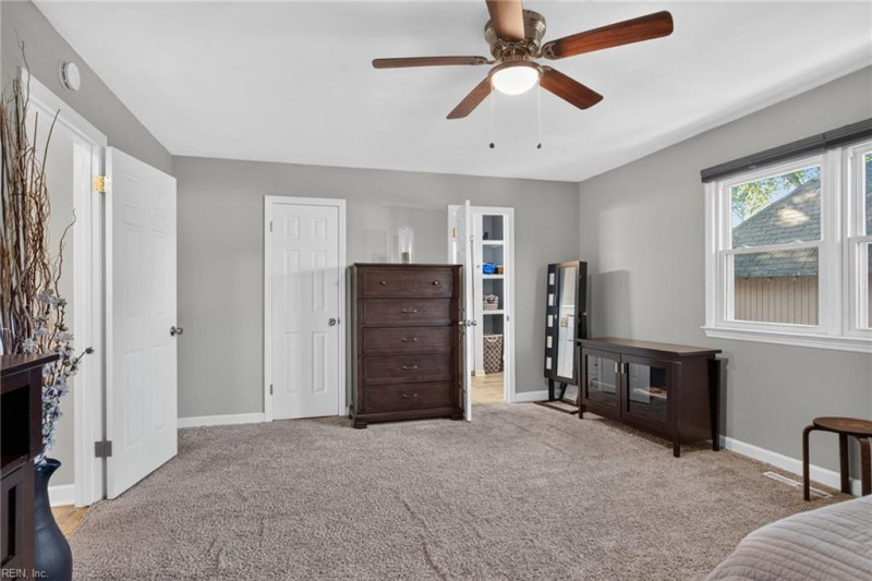 Photo 32 of 42 residential for sale in Virginia Beach virginia