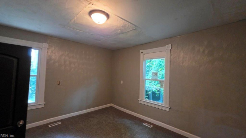 Photo 8 of 25 residential for sale in Newport News virginia