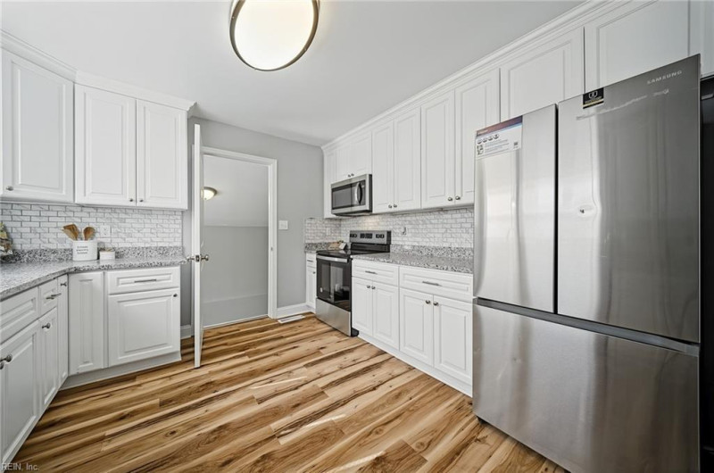 Photo 15 of 37 residential for sale in Newport News virginia