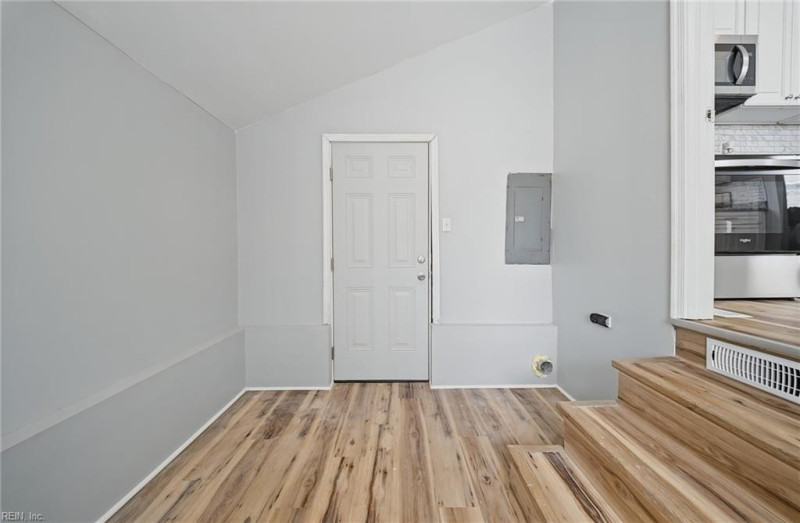 Photo 17 of 37 residential for sale in Newport News virginia