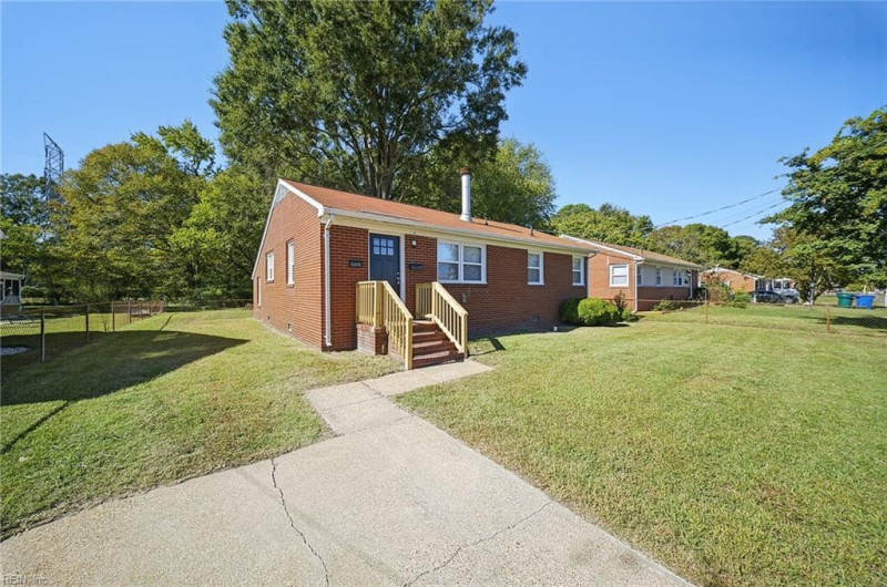 Photo 2 of 37 residential for sale in Newport News virginia