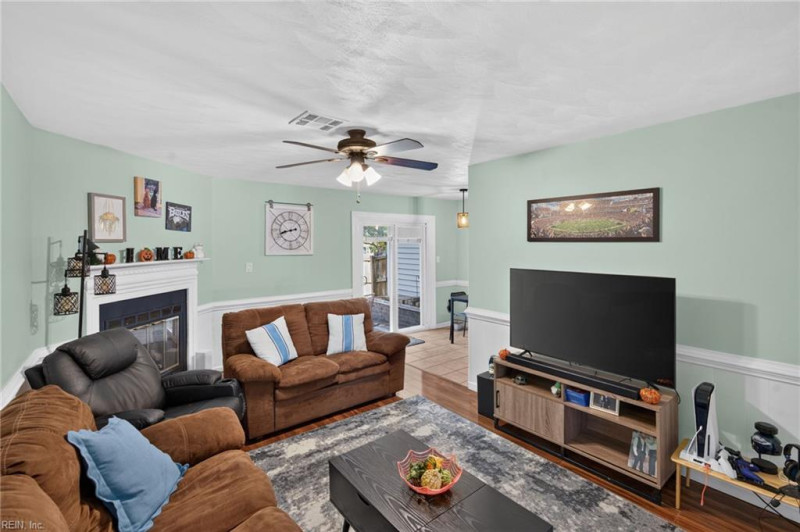 Photo 5 of 21 residential for sale in Chesapeake virginia Photo 5 of 21 residential for sale in Chesapeake virginia