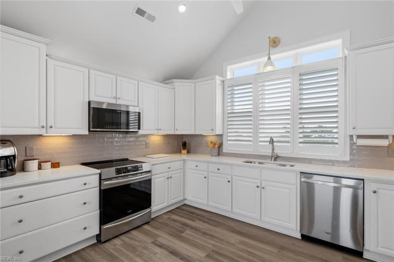 Photo 18 of 49 residential for sale in Virginia Beach virginia