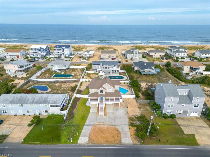 Photo 2 of 49 residential for sale in Virginia Beach virginia
