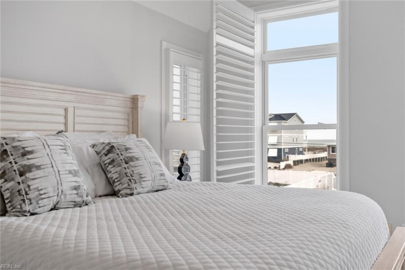 Photo 23 of 49 residential for sale in Virginia Beach virginia