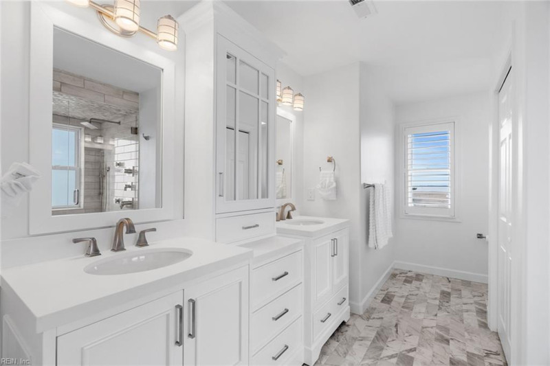 Photo 26 of 49 residential for sale in Virginia Beach virginia