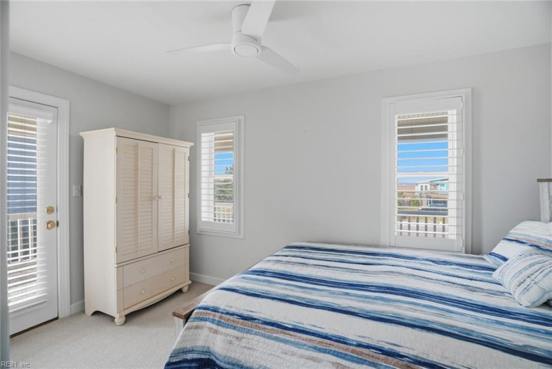 Photo 35 of 49 residential for sale in Virginia Beach virginia