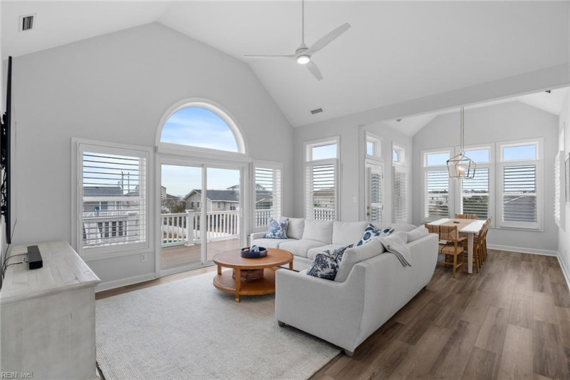 Photo 8 of 49 residential for sale in Virginia Beach virginia