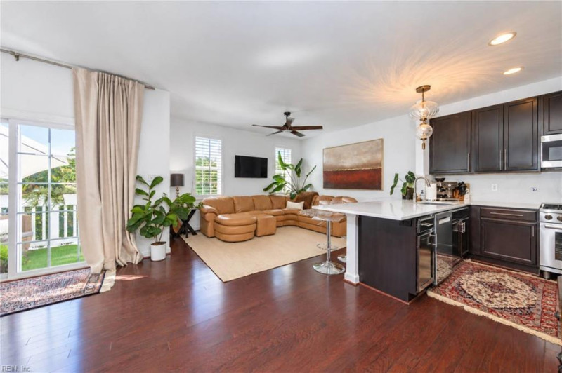 Photo 9 of 40 residential for sale in James City County virginia