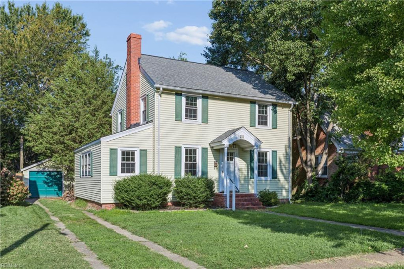 Photo 3 of 48 residential for sale in Hampton virginia