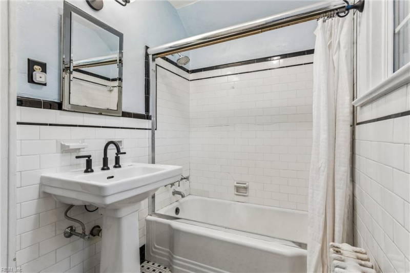 Photo 39 of 48 residential for sale in Hampton virginia
