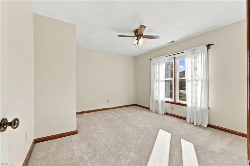 Photo 24 of 37 residential for sale in Chesapeake virginia