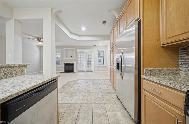 Photo 10 of 38 residential for sale in Newport News virginia