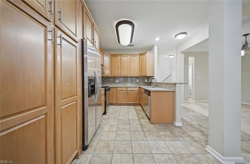 Photo 12 of 38 residential for sale in Newport News virginia