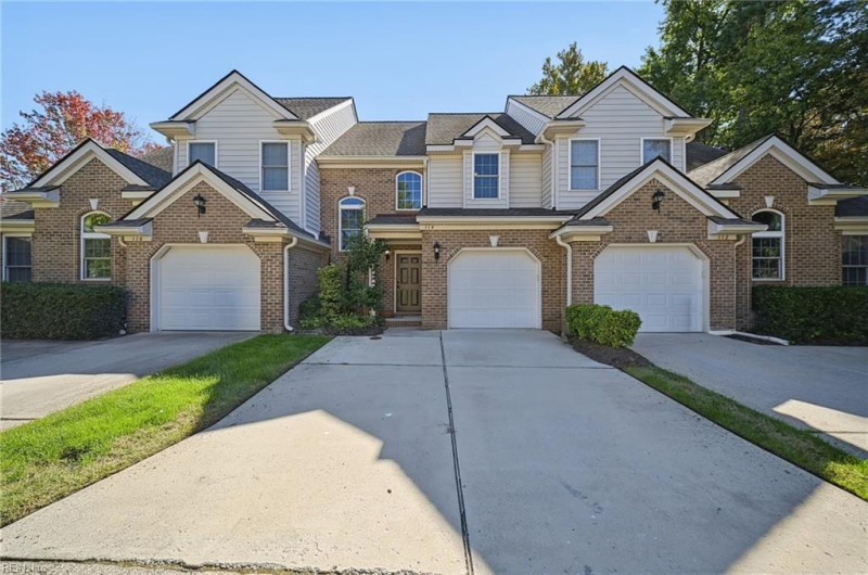 Photo 3 of 38 residential for sale in Newport News virginia