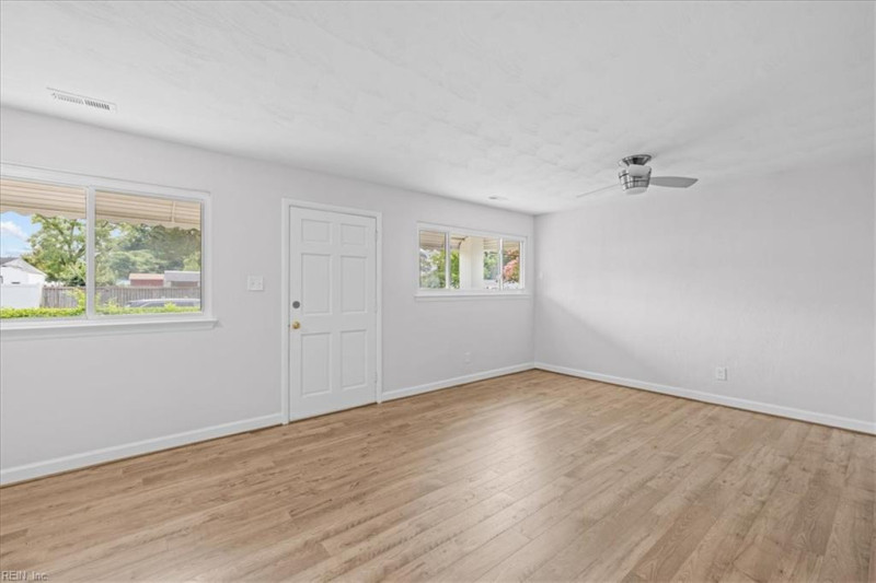 Photo 8 of 39 residential for sale in Virginia Beach virginia Photo 8 of 39 residential for sale in Virginia Beach virginia