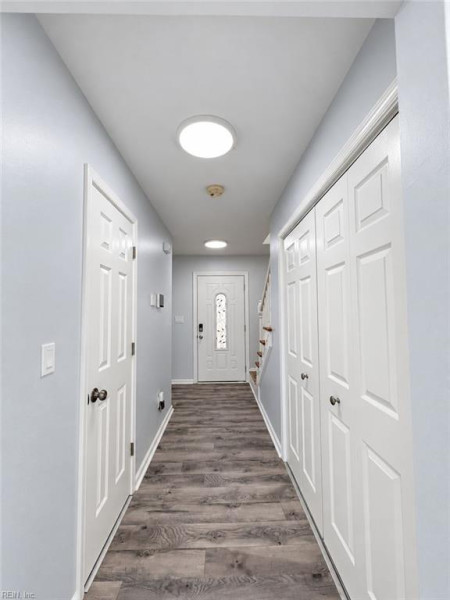 Photo 8 of 13 residential for sale in Chesapeake virginia