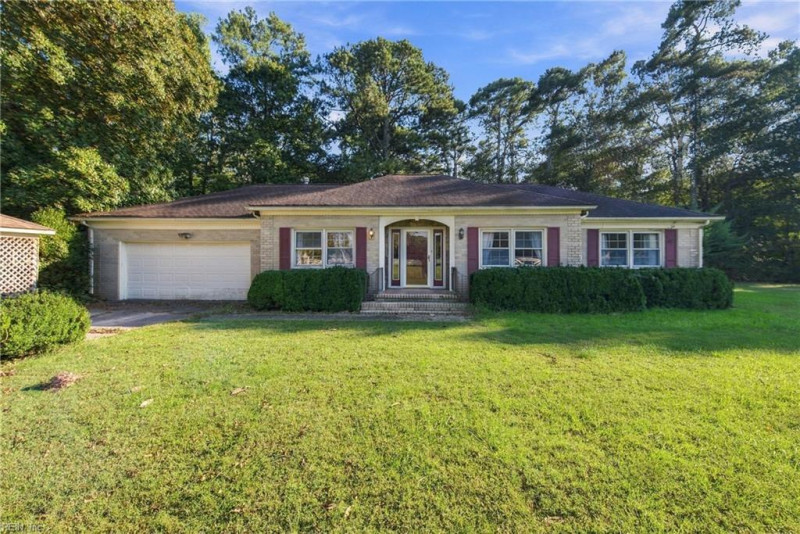 Photo 14 of 37 residential for sale in Isle of Wight County virginia
