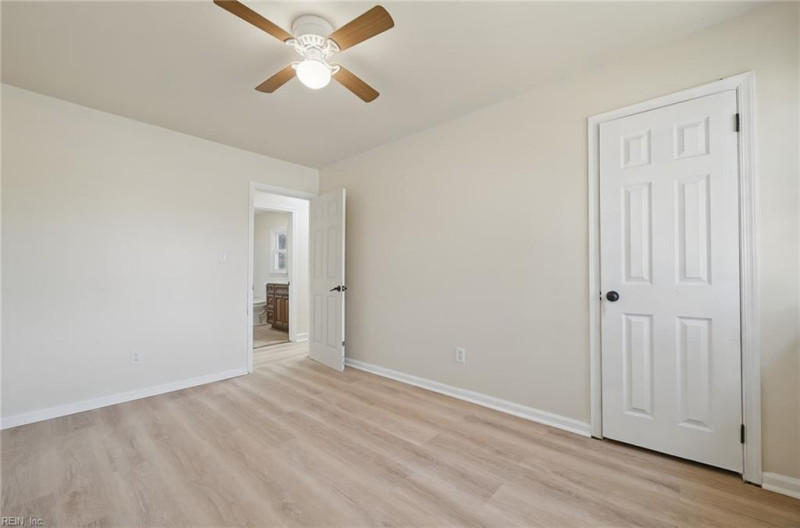 Photo 15 of 27 residential for sale in Hampton virginia