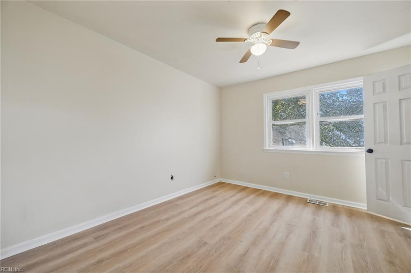 Photo 21 of 27 residential for sale in Hampton virginia