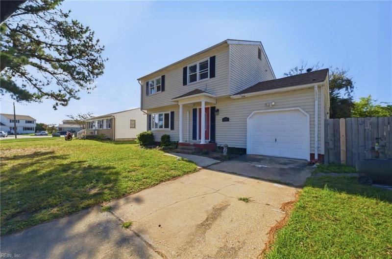 Photo 3 of 27 residential for sale in Hampton virginia