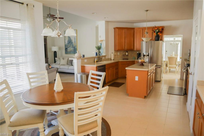 Photo 7 of 18 residential for sale in Chesapeake virginia Photo 7 of 18 residential for sale in Chesapeake virginia