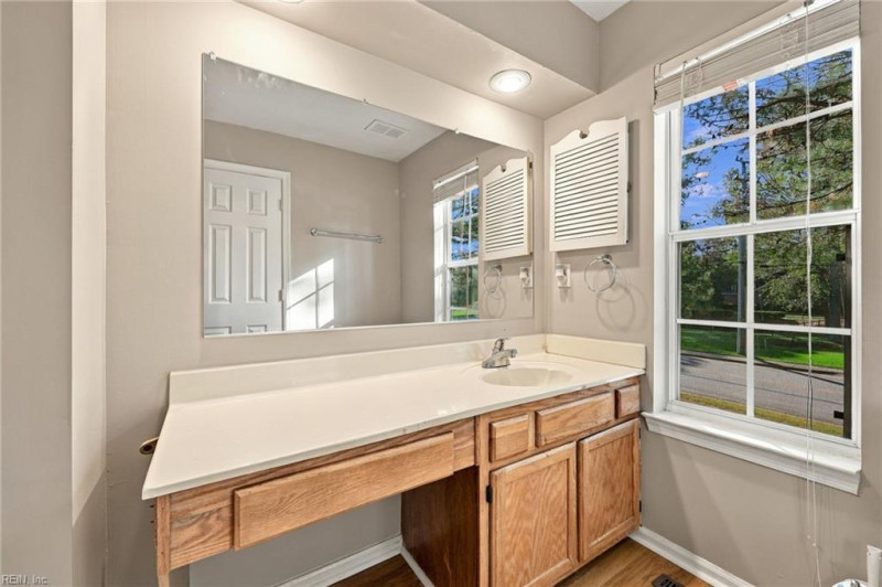 Photo 27 of 48 residential for sale in Virginia Beach virginia
