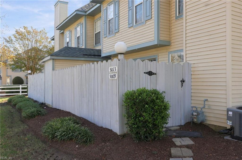 Photo 32 of 48 residential for sale in Virginia Beach virginia