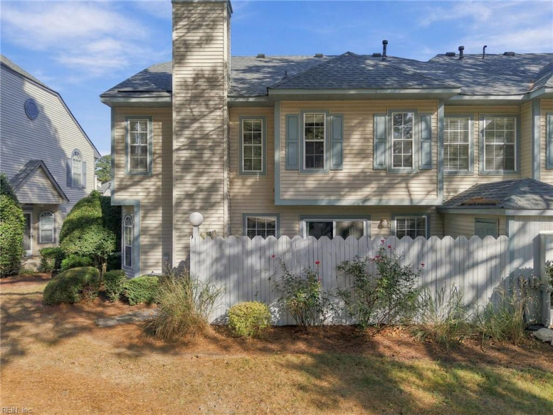 Photo 35 of 48 residential for sale in Virginia Beach virginia