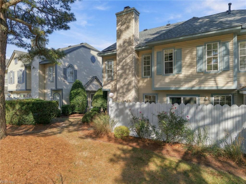 Photo 36 of 48 residential for sale in Virginia Beach virginia