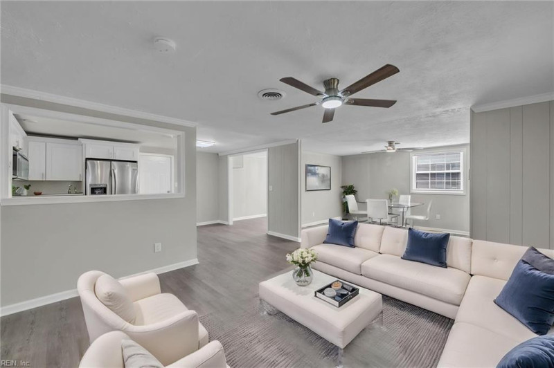 Photo 17 of 45 residential for sale in Hampton virginia
