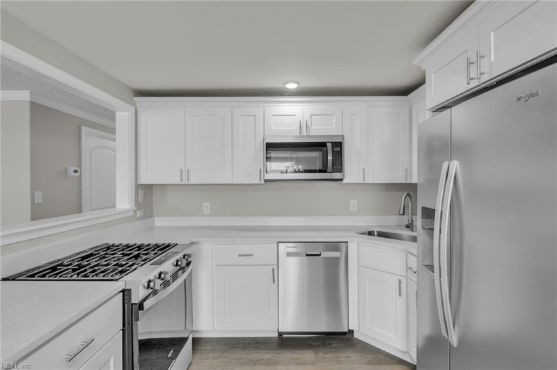 Photo 27 of 45 residential for sale in Hampton virginia