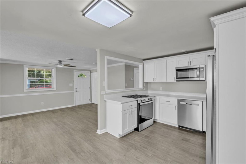 Photo 28 of 45 residential for sale in Hampton virginia