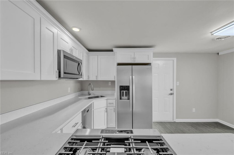 Photo 29 of 45 residential for sale in Hampton virginia