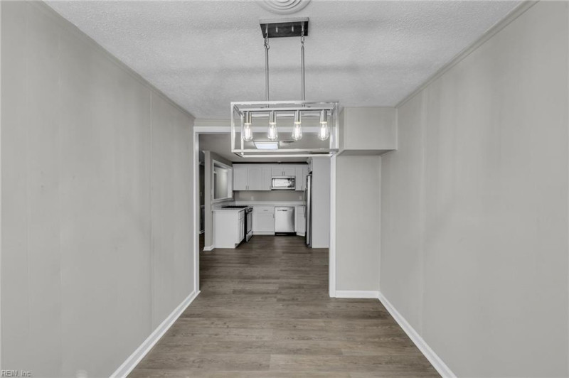 Photo 6 of 45 residential for sale in Hampton virginia