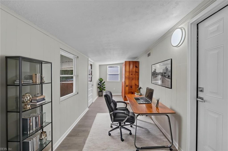 Photo 7 of 45 residential for sale in Hampton virginia