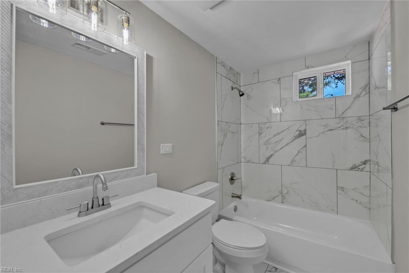 Photo 9 of 45 residential for sale in Hampton virginia
