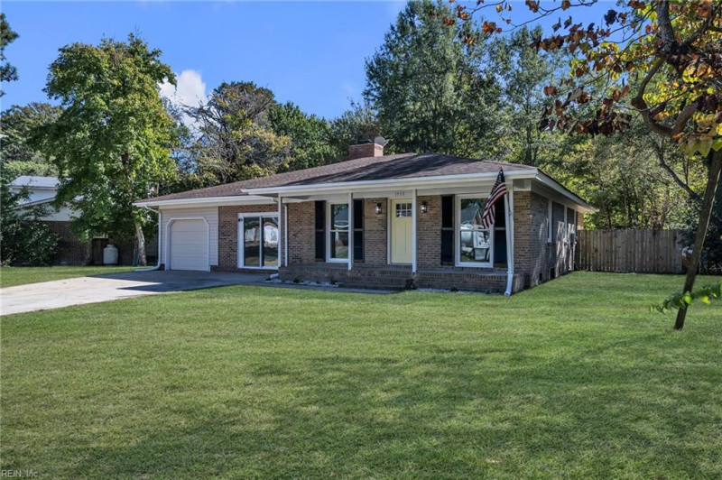 Photo 3 of 50 residential for sale in Elizabeth City virginia