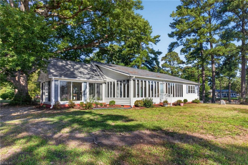 Photo 3 of 50 residential for sale in Gloucester County virginia Photo 3 of 50 residential for sale in Gloucester County virginia