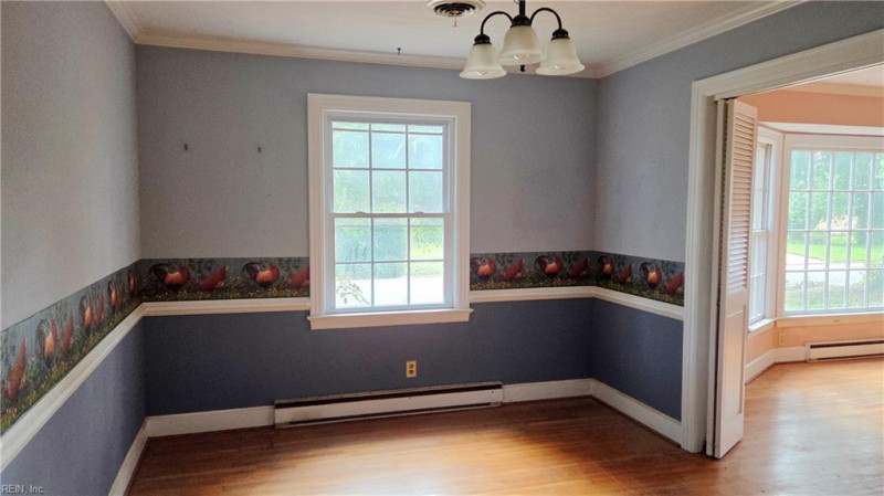 Photo 6 of 18 residential for sale in Portsmouth virginia