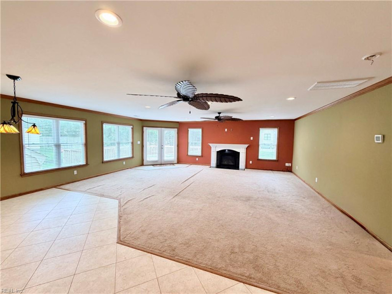 Photo 6 of 11 residential for sale in Poquoson virginia