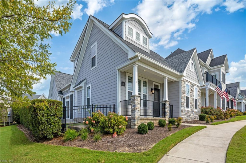 Photo 31 of 40 residential for sale in Suffolk virginia