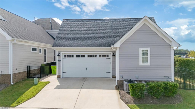 Photo 34 of 40 residential for sale in Suffolk virginia