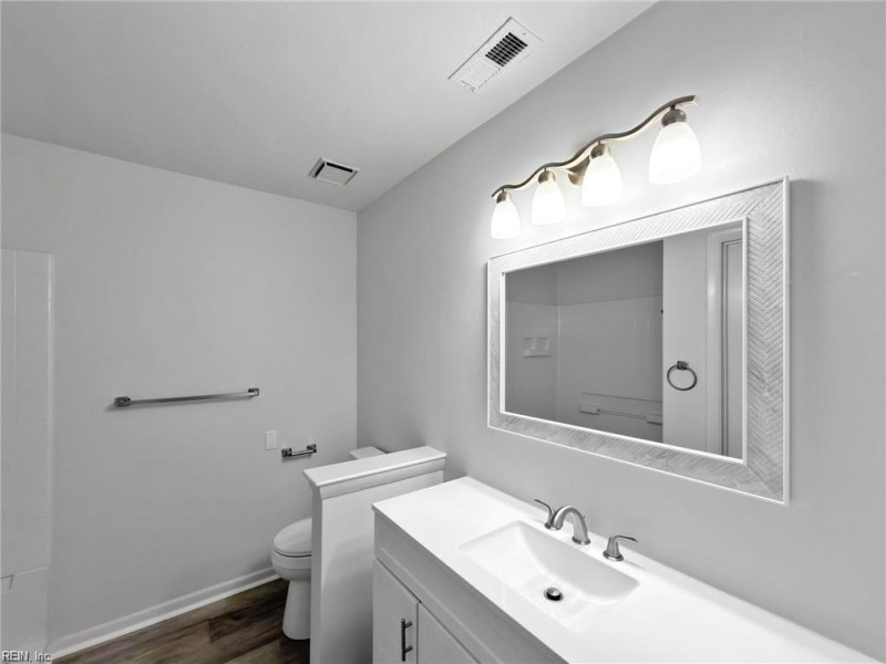 Photo 17 of 20 residential for sale in Virginia Beach virginia