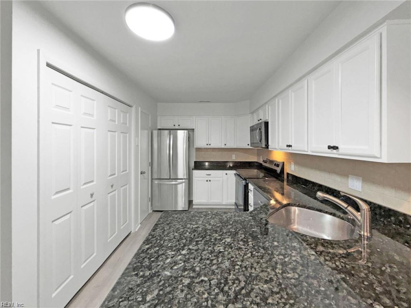 Photo 7 of 20 residential for sale in Virginia Beach virginia
