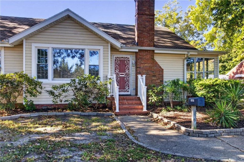 Photo 1 of 28 residential for sale in Hampton virginia