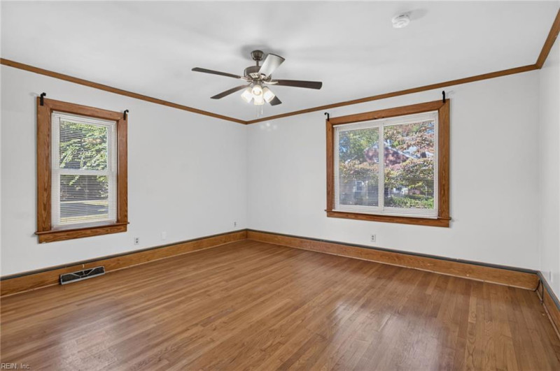 Photo 16 of 28 residential for sale in Hampton virginia