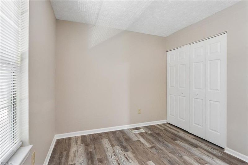 Photo 18 of 30 residential for sale in Newport News virginia