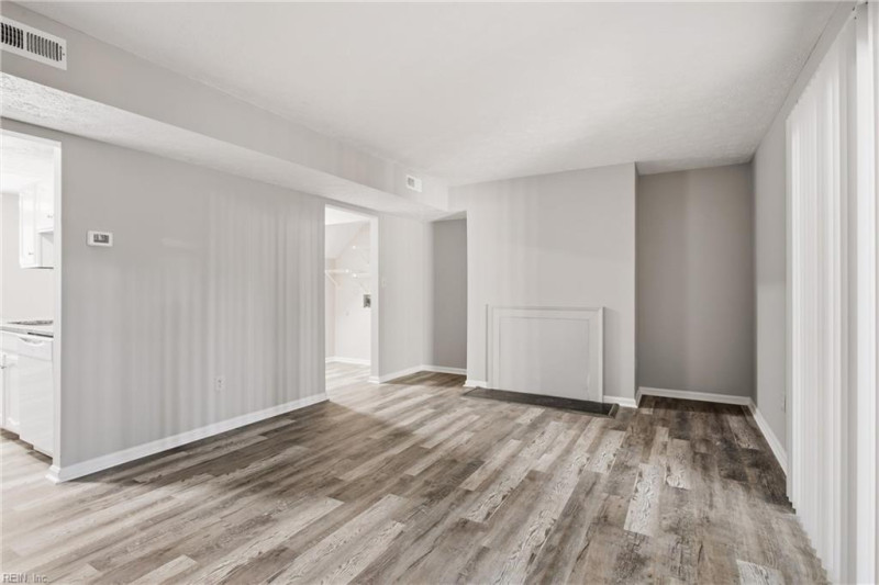 Photo 8 of 30 residential for sale in Newport News virginia